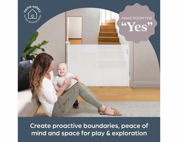 Dreambaby Glide &lsquo;N Hide oprolbaar traphekje | tot 140 cm breed en 90 cm hoog | Wit